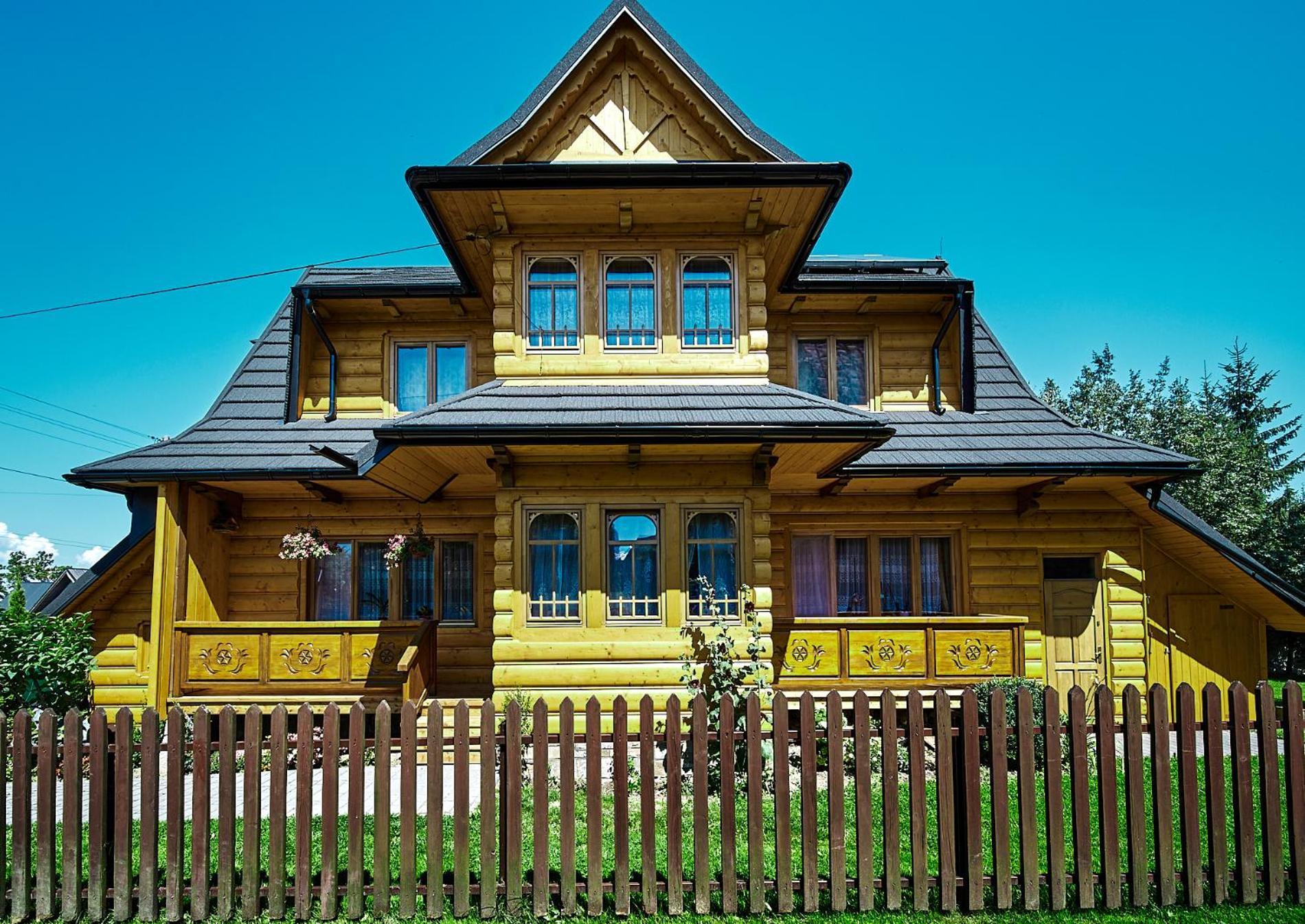 Dom Rodzinny Зомб Экстерьер фото